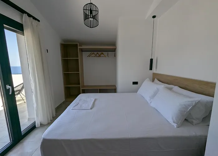 Selini By Deniastella *